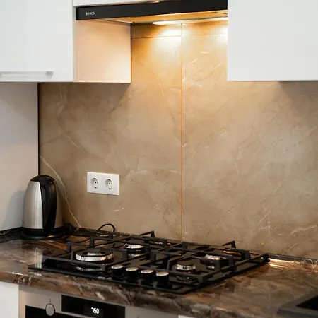 Ultracentral Ismail Apartment